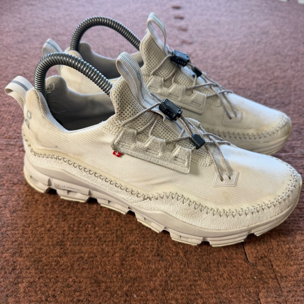 B+ On Cloudaway Womens Cream White Running gym Shoes Sneakers 49.98945 Size 7.5